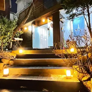 Guest house Jeong House **